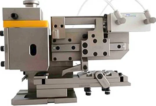 氣動直式端子壓接模具 後送料端子模