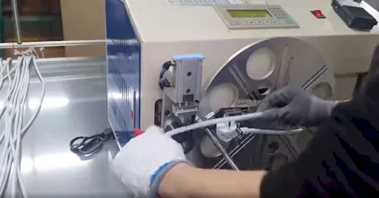 插座線繞線紮線機 電源線成品捆綁 WPM-210