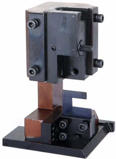 徑向送料端子壓接模具 特殊端子鉚接