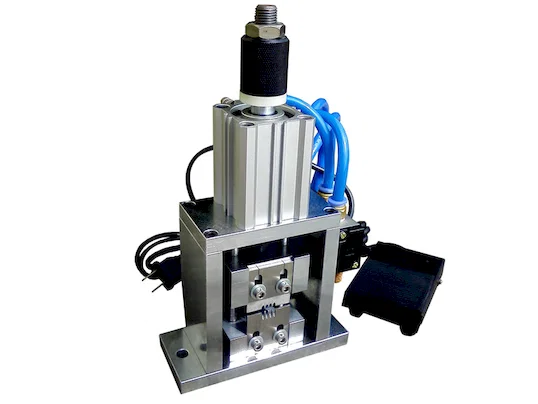 立式鋁箔切割機 屏蔽材料裁切 WPM-901